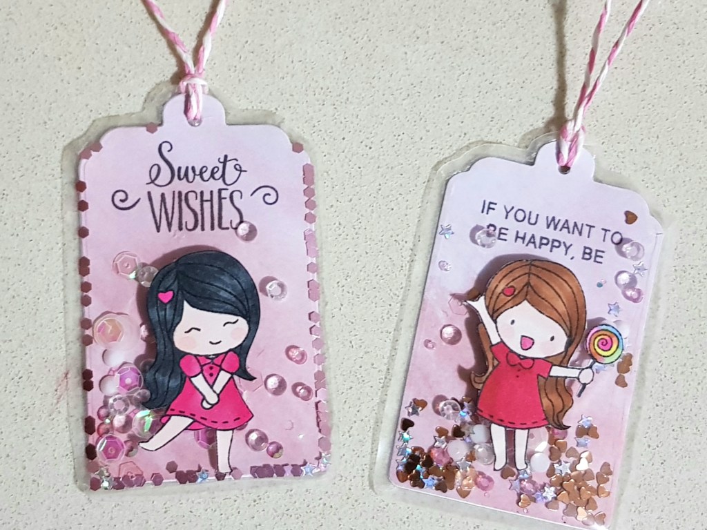 How to make shaker bookmarks without fuse tool. Easy and cheap papercrafting and stamps ideas.