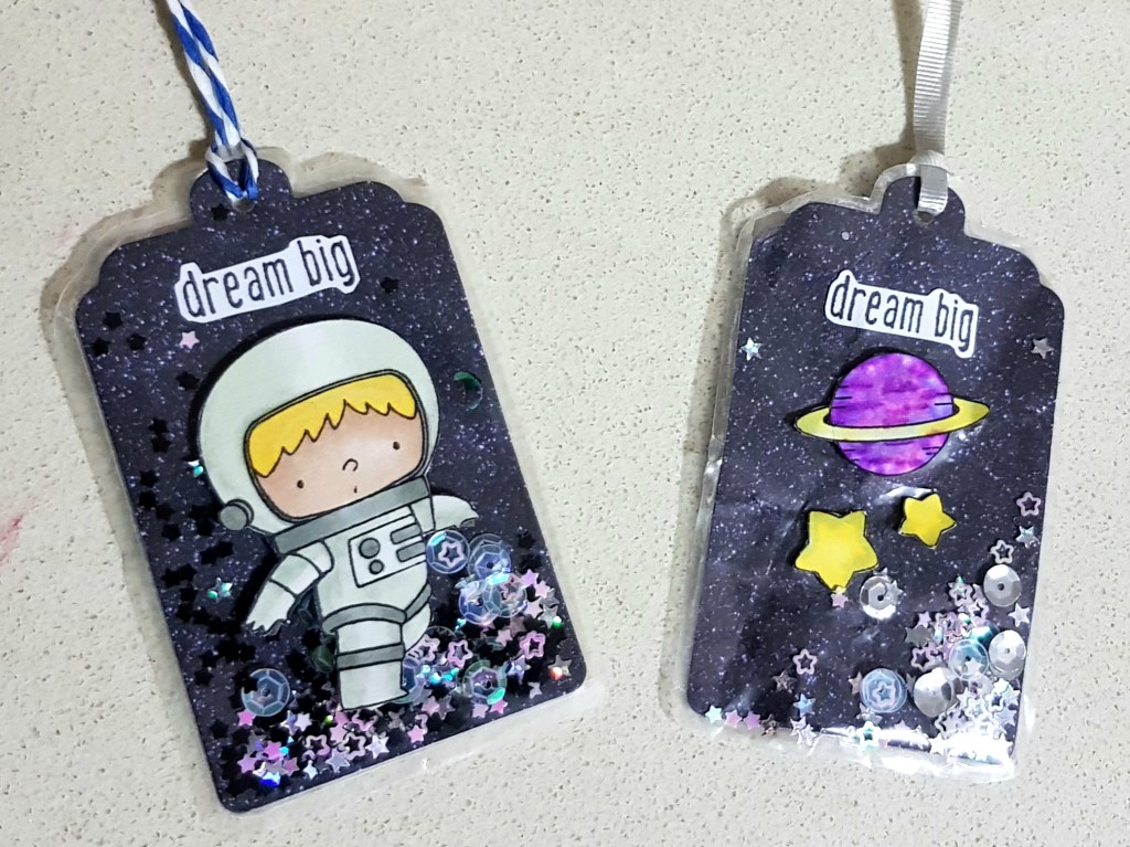 How to make shaker bookmarks without fuse tool. Easy and cheap papercrafting and stamps ideas.