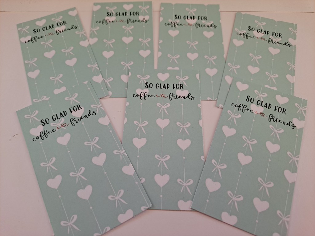 How to make shaker bookmarks without fuse tool. Easy and cheap papercrafting and stamps ideas. Plus ideas on using desginer papers.