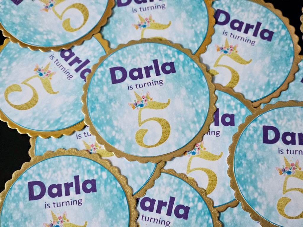 Diy cupcake toppers Princess Jasmine themed 