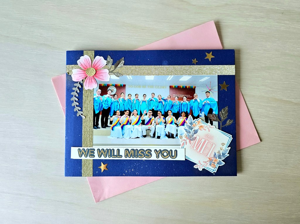 Blue and gold scrapbook diy flowers spellbinders 