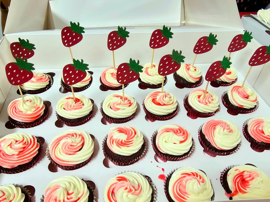 Cupcake topper diy strawberry themed 