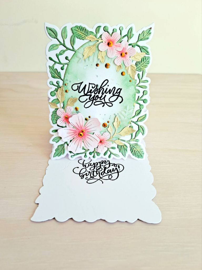 Quick and easy card using adriana easel die set from Poppystamps 