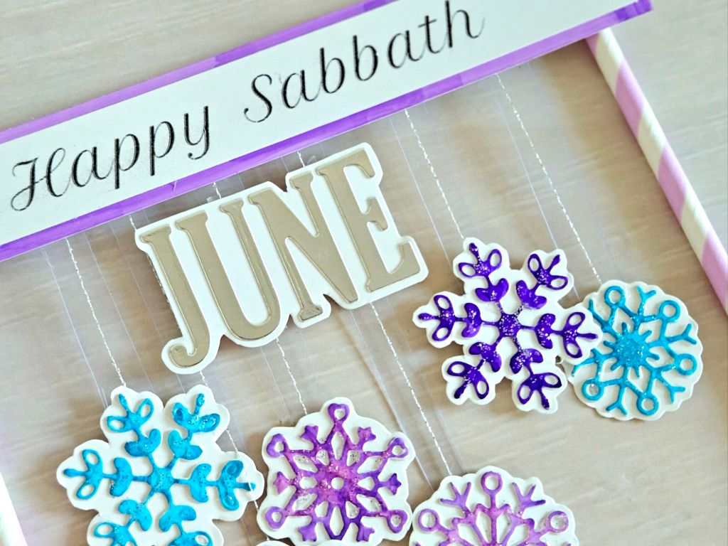 Winter snowflakes Easy diy cake topper ideas